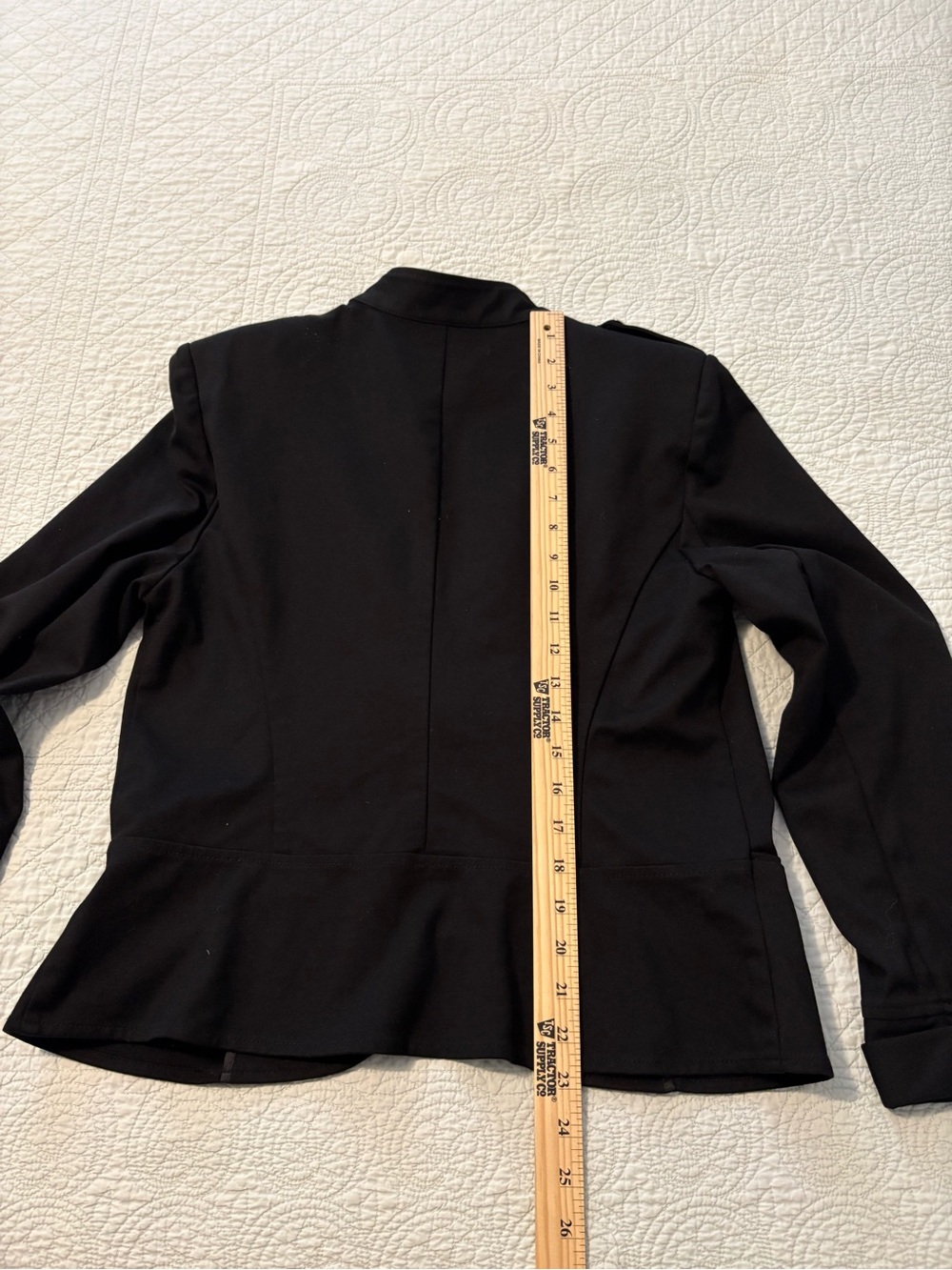 INC Military jacket. Size large. - Picture 9 of 10